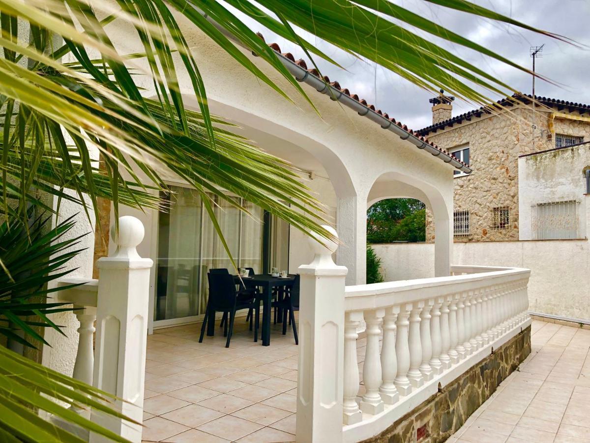 Villa Carmanco 101 Empuriabrava Esterno foto